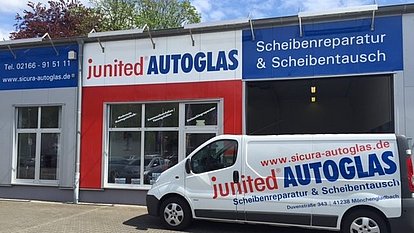 Außenansicht von junited AUTOGLAS Mönchengladbach-Süd